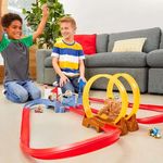Mario-kart-bowser-s-castle-track-TOY4958_5