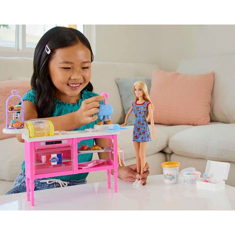 Barbie-itt-cafe-ndv-TOY5467_6